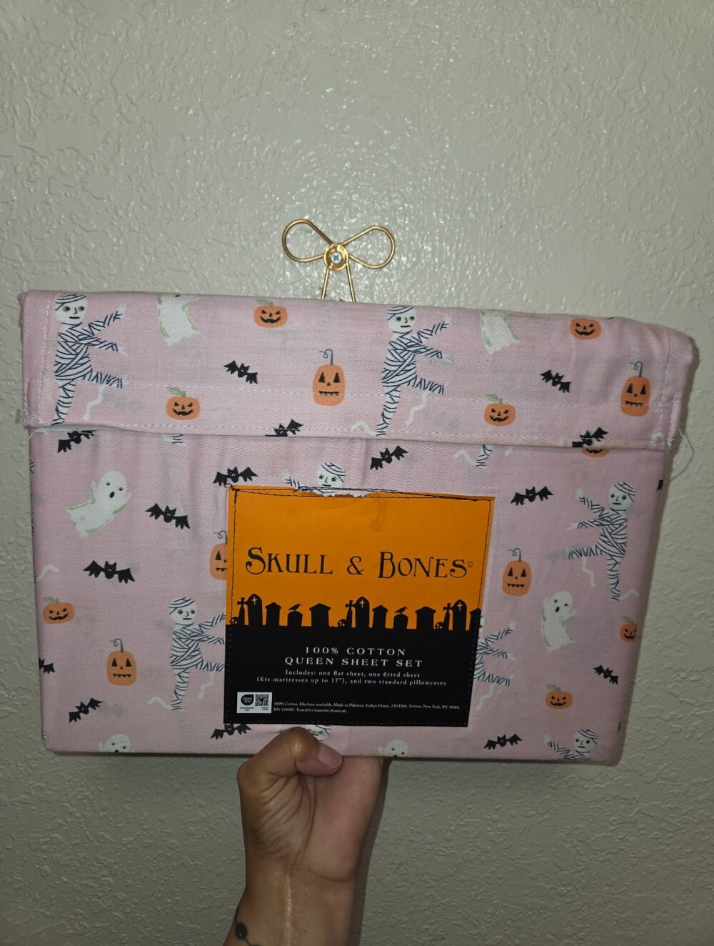 Skull And Bones Full Queen Pink Halloween Cotton Sheet Set 100% Cotton